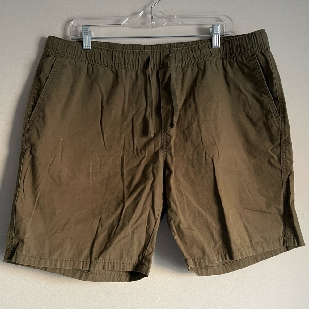H&M Men’s Olive Green Draw String Elastic Waist Easy 100% Cotton Short